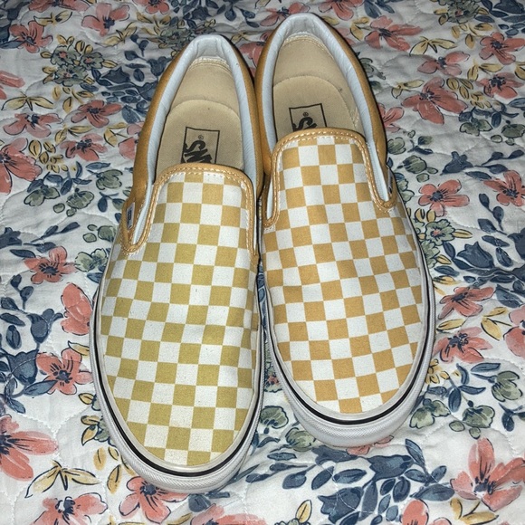 Yellow and white checkered vans. Men’s size 10 - Picture 2 of 6